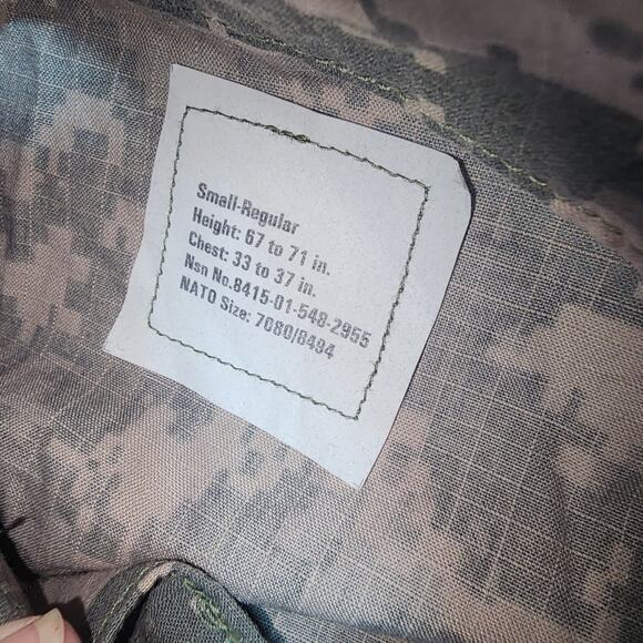 DEFENDER M NWT MENS SZ SMALL REGULAR DIGITAL CAMMO ARMY JACKET ZIP COAT - Picture 7 of 8